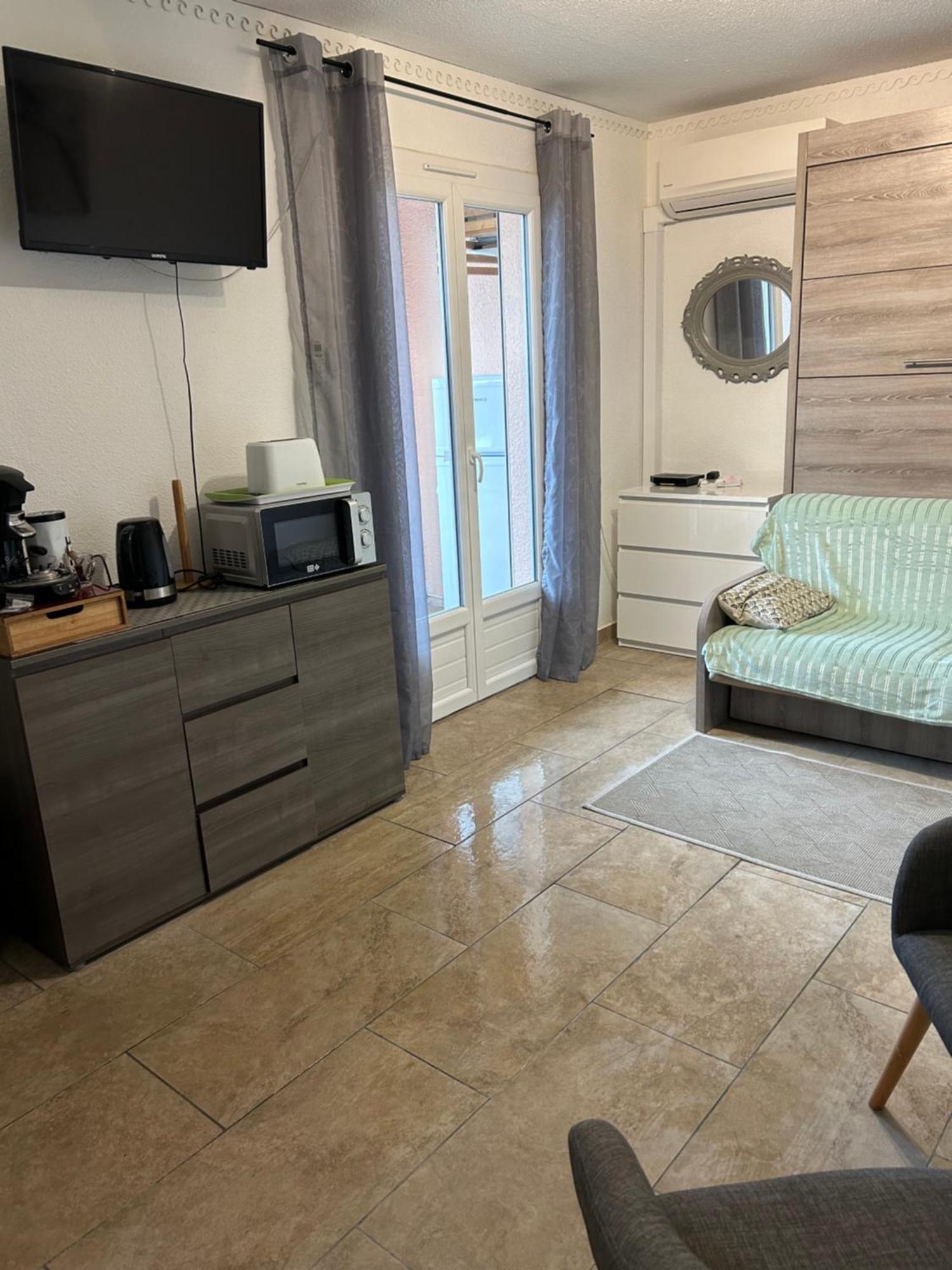 Studio Climatise Proche Port Et Plages La Londe-les-Maures Exterior photo